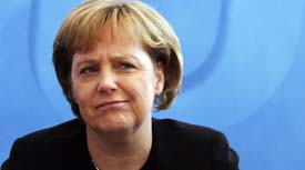 Греческая радиостанция заплатит штраф за оскорбление Меркель