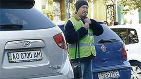 Київська влада застосовує адмінресурс – за Попова агітуватимуть навіть паркувальники
