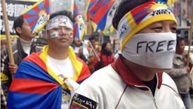Тибетцы требуют от Facebook изменить государственную принадлежность Китаю