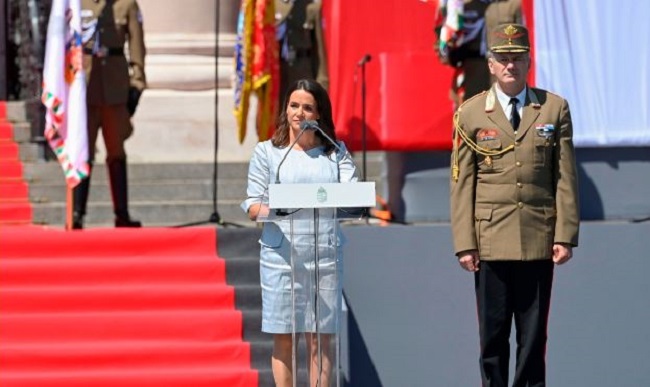 ​Нова президентка Угорщини виступила проти російської агресії та оголосила про візит до Польщі