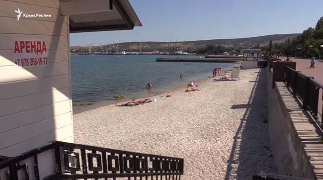 ​На крымских пляжах так тихо, что слышно, как россияне отдыхают в Турции