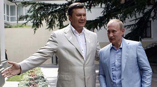 Миссия Януковича: сдать Украину России