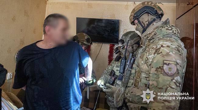 ​Кривавий бізнес на власній дитині: київське подружжя перетворило життя доньки на порнографічне пекло