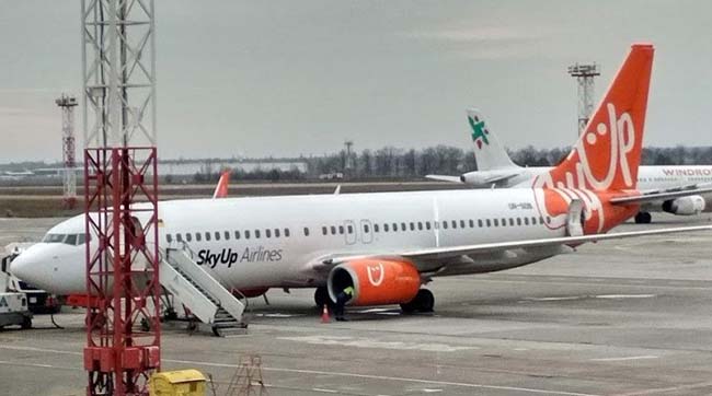​SkyUp літатиме з України в Катовіце, але кілька обіцяних трас до Польщі поки відклали