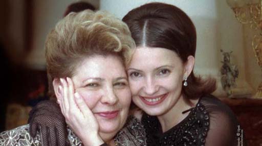 Юлия Тимошенко ожидает разрешения тюремщиков на посещение больной матери