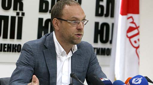 Тюремники годину вмовляли лікаря Хармса зламати графік відвідин захисників Юлії Тимошенко