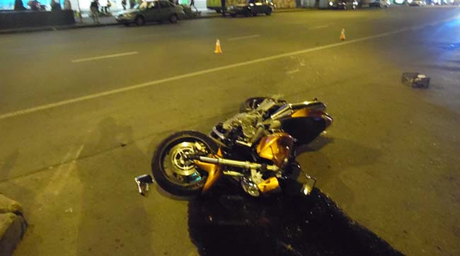 У столиці травмовано двоє мотоциклістів