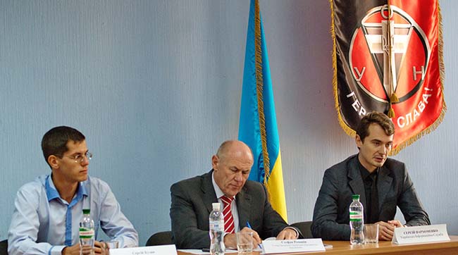 ОУН(б) вимагає зустрічі з керівництвом Федерації футболу України