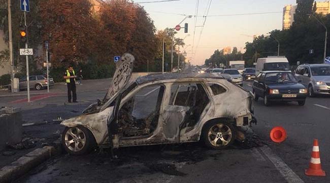 ​Поліція встановлює обставини смертельної автопригоди у Солом’янському районі