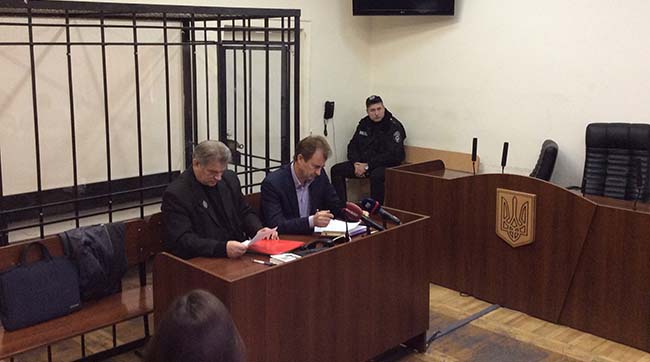 В Шевченковском суде продолжились чтения по делу Попова