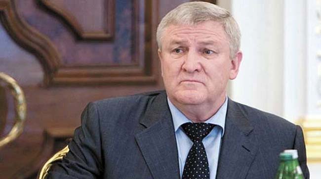 Суд дозволив Головній військовій прокуратурі спеціальне досудове розслідування стосовно екс-міністра оборони України