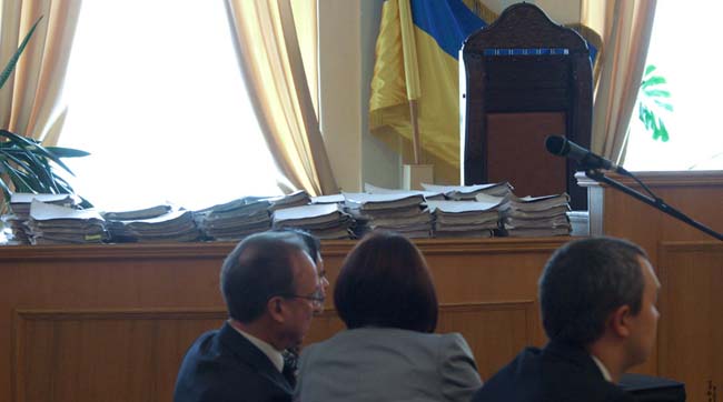 Харківський суд переніс засідання у справі Юлії Тимошенко 
