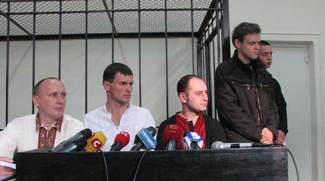 Заява Комітету Визволення Політв’язнів з приводу вироку «руйнаторам Леніна»