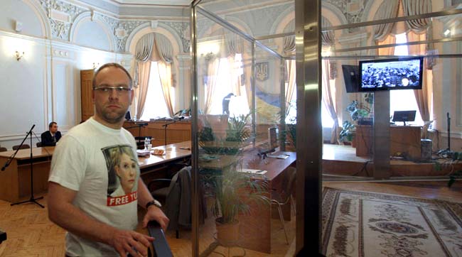 Суддя Садовський не задовольнив клопотання захисників Тимошенко 