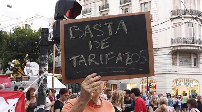 ​В Аргентині протестують проти зростання комунальних тарифів