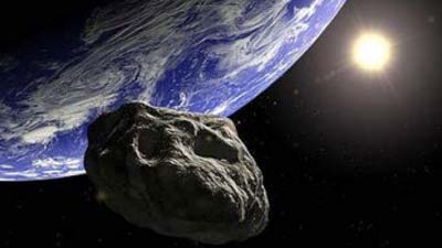 NASA собирается захватить и отбуксировать к Земле три астероида