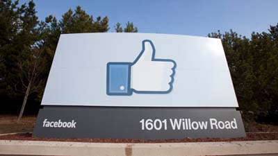 За поиск «дыр» в системе безопасности Facebook заплатила миллион долларов