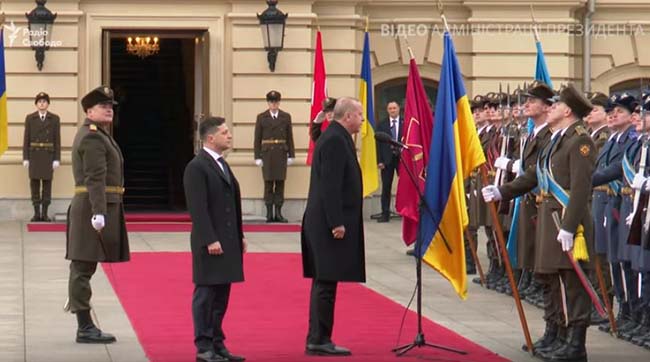 ​Реджеп Ердоган привітав почесну варту у Києві словами «Слава Україні!»