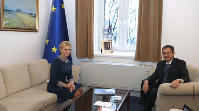 Посол ЄС в Україні зустрівся з Юлією Тимошенко та обговорив політичну ситуацію в країні