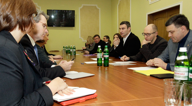 Лидеры оппозиции встретились с заместителем Госсекретаря по вопросам Европы и Евразии Викторией Нуланд