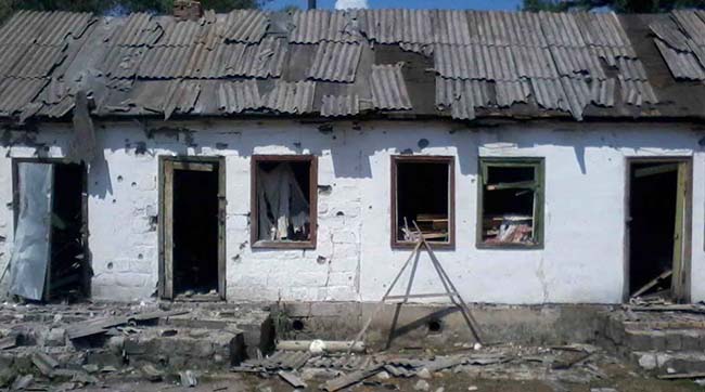 В зоні АТО найскладніша ситуація залишається в районі Донецька