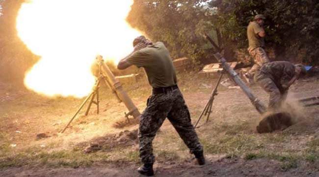 Бойовики продовжують обстріли українських позицій з різних видів озброєнь