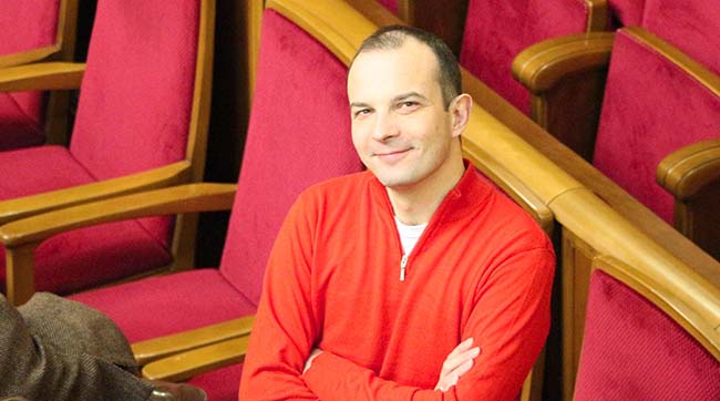У Єгора Соболєва в парламенті вкрали підписи за відставку Шокіна