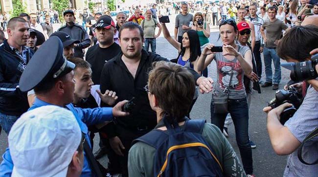 Робота ТСК щодо розслідування бійок під час мітингу 18 травня у Києві фактично заблокована через провладних депутатів