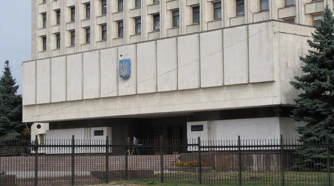 Від ЦВК вимагають роз’яснень щодо визначення меж виборчих округів у всіх регіонах України