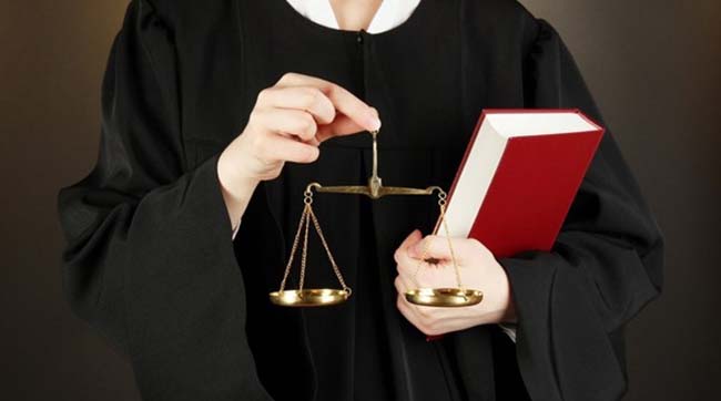 До Вищої ради юстиції направлять рекомендації про звільнення 277 суддів судів АР Крим та м. Севастополя за порушення ними присяги судді