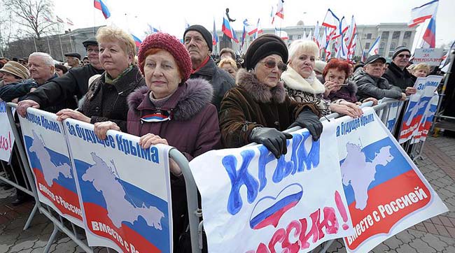 Кримських пенсіонерів, що так бажали стати «родиною» росіян, кинули на гроші