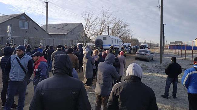 ​Оккупанты провели очередные обыски в домах крымских татар