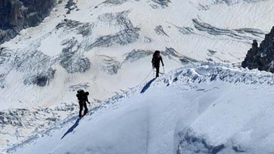 Тело погибшего альпиниста из Москвы обнаружили на Эльбрусе