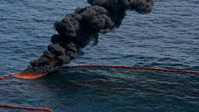 За разлив нефти в Мексиканском заливе ВР выплатит штраф 4,5 млрд долларов