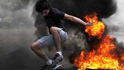 Против демонстрантов в Бейруте полиция применила слезоточивый газ