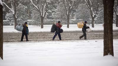 Из-за сильных снегопадов в Северном Китае погибли двое японских туристов