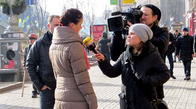 Міжнародна місія солідарності з Україною засуджує насильство проти журналістів та закликає провести ретельні розслідування