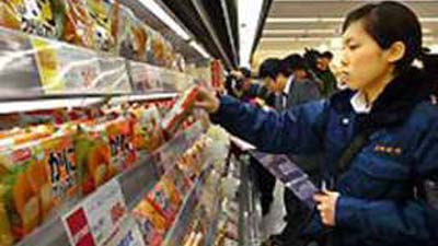 Понад 350 японців отруїлися замороженими продуктами